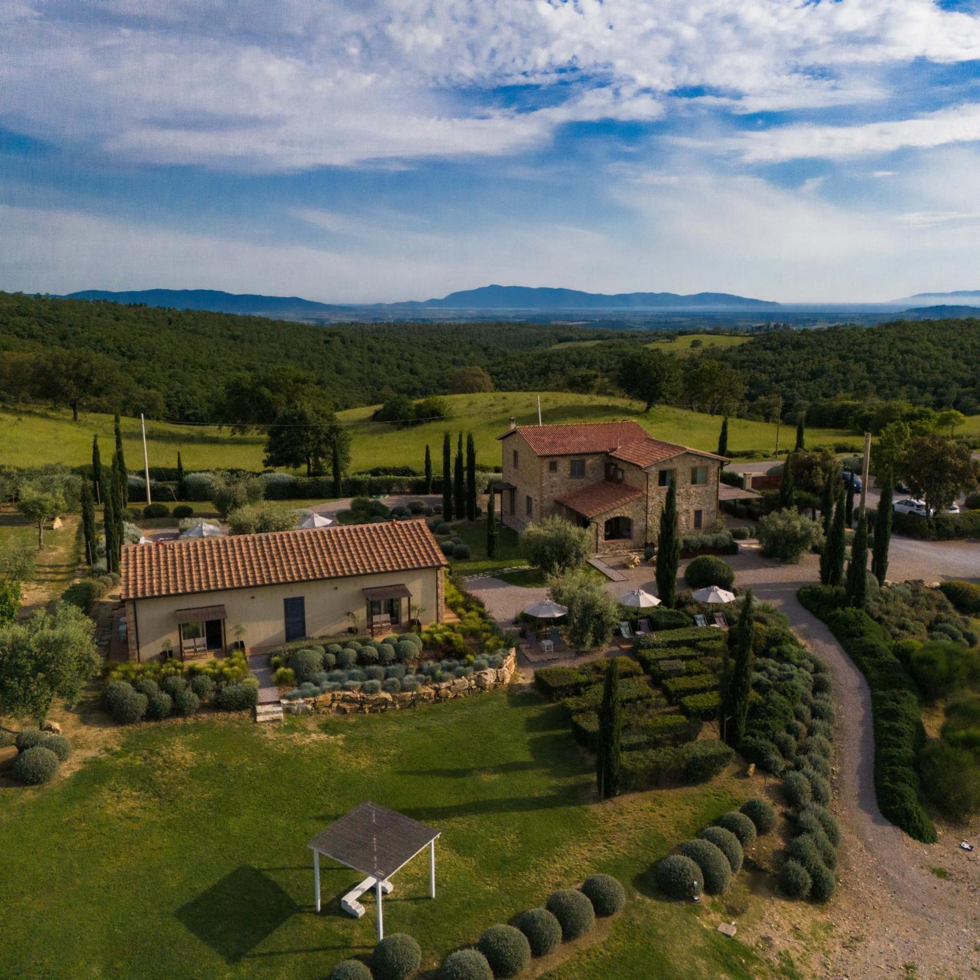 Casale Sterpeti Bed & Breakfast Magliano in Toscana Exterior photo