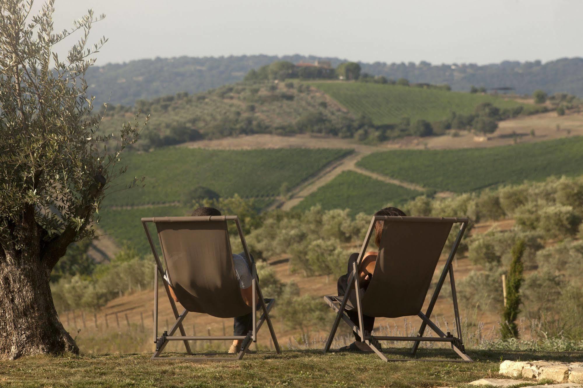 Casale Sterpeti Bed & Breakfast Magliano in Toscana Exterior photo